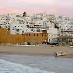 Sunny Al-sakia, Quarteira, Vilamoura Apartment